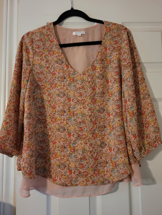 LC Lauren Conrad Tops - LC Lauren Conrad Pink Floral V-Neck Layered Hem Blouse